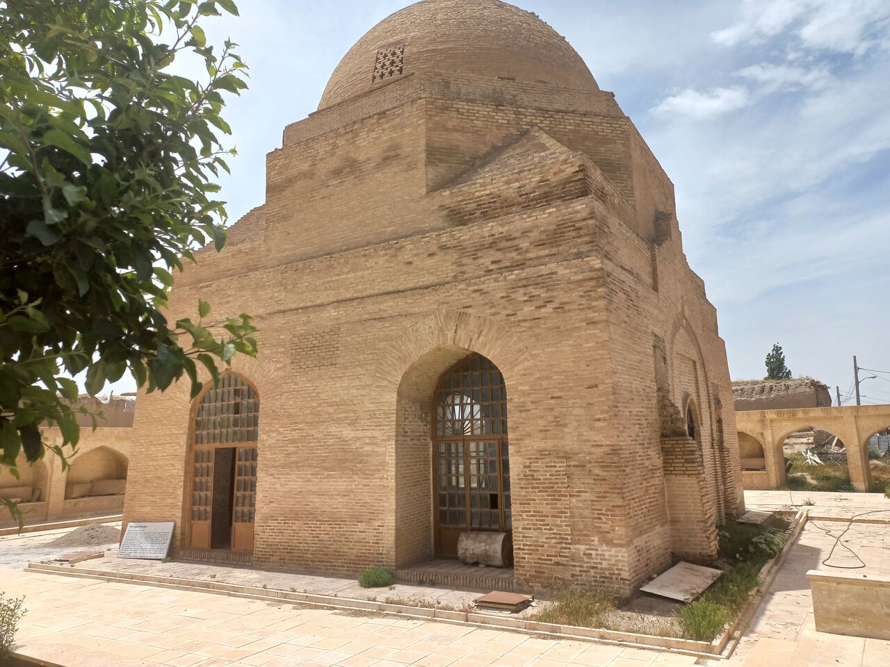 فیلم | مسجد جامع تاریخی سجاس اثری از دوره سلجوقیان