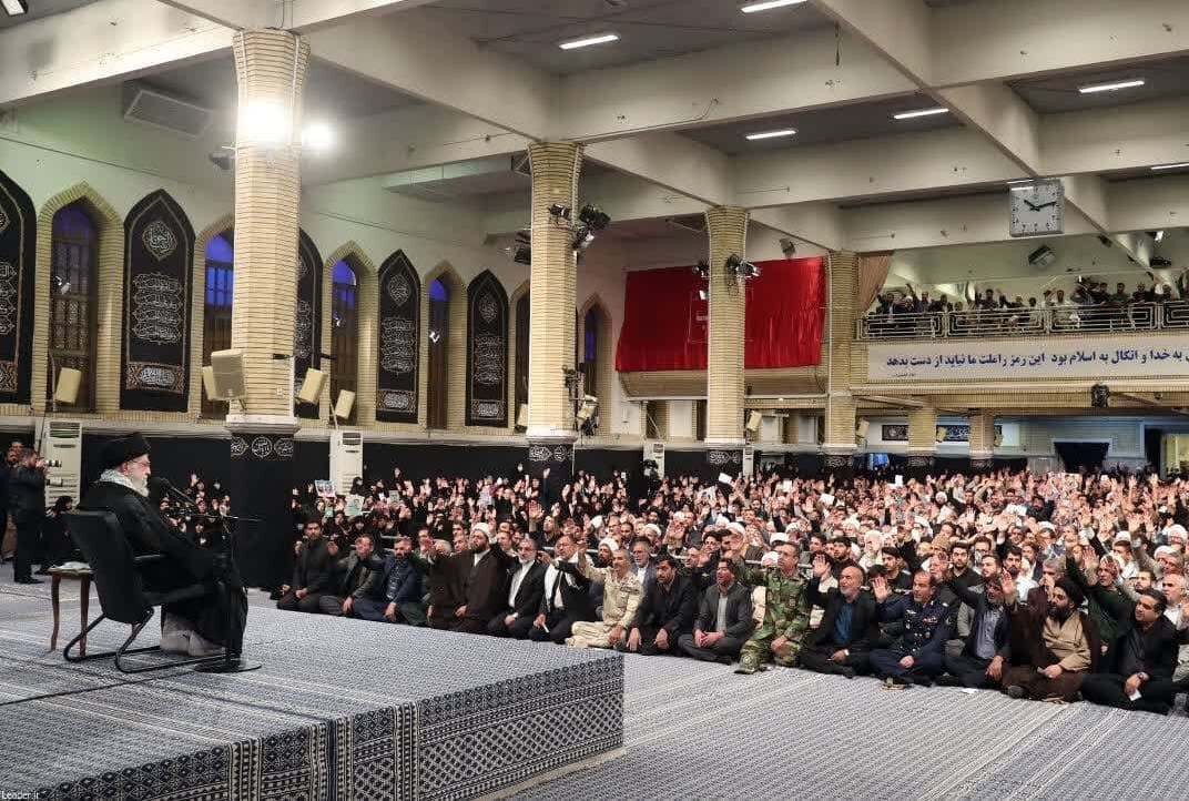 هوشیاری و شناخت به موقع توطئهها از توصیههای رهبری است هوشیاری و شناخت به موقع توطئهها از توصیههای رهبری است