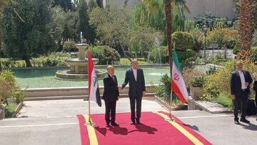 Le ministre irakien des Affaires étrangères s’est rendu à Téhéran