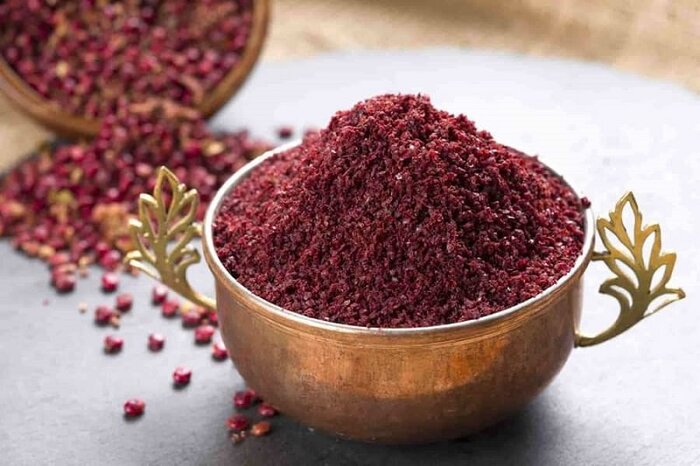 توسعه کشت سماق در گناباد، راهی برای رونق اقتصادی منطقه