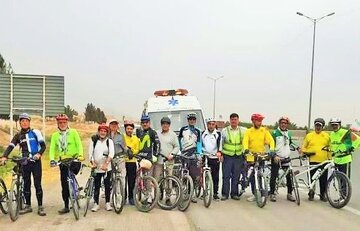 جانبازان دوچرخه‌سوار مسیر «ملک‌آباد» تا مشهد را رکاب زدند