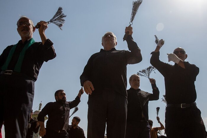 حال و هوای حرم بانوی کرامت در ماتم خورشید هشتم