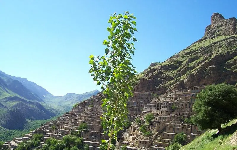 روستاهای زیبای کردستان؛ تجلی معماری سازگار با طبیعت