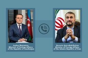 Die Außenminister Irans und der Republik Aserbaidschan führen ein Telefongespräch