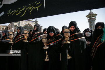 Mourning for Imam Reza (AS) at Qom's Fatemeh Masumeh Shrine