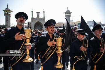 Mourning for Imam Reza (AS) at Qom's Fatemeh Masumeh Shrine