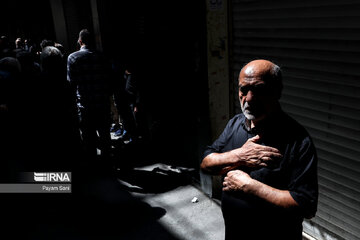 Mourning for Imam Reza (AS) at Tehran Grand Bazaar