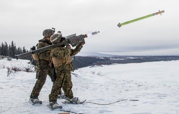 روسیه به افزایش حضور نظامی ناتو در قطب شمال پاسخ می‌دهد