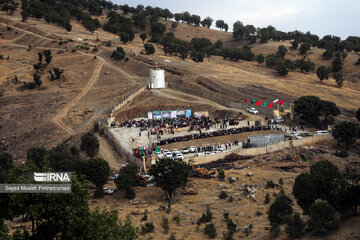 Hangeh-ye Zhal border market reopened in west Iran