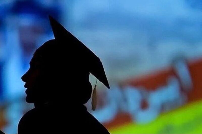 چند قدم از دانشگاه تا فرودگاه چند قدم از دانشگاه تا فرودگاه