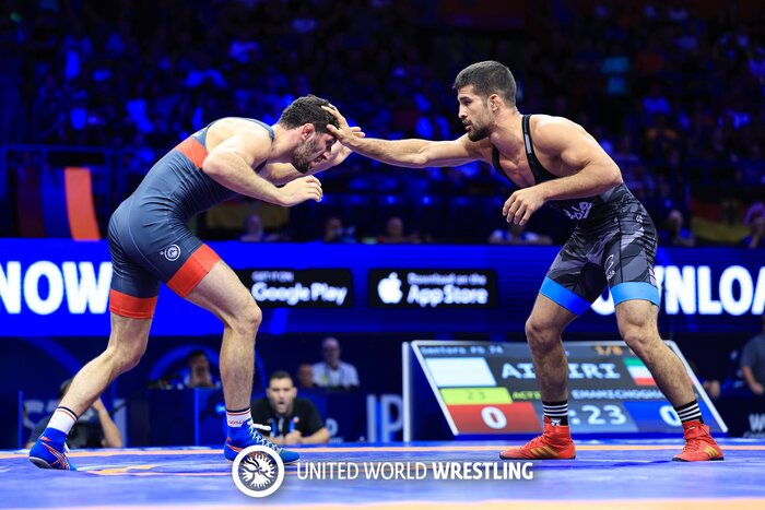 یک برنز و سه حذفی نمایندگان ایران در چهار وزن دوم/ سایه باخت ثانیه پایانی بلای جان کشتی