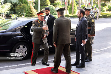 Iranian Defense Minister,  Russian counterpart meeting in Tehran