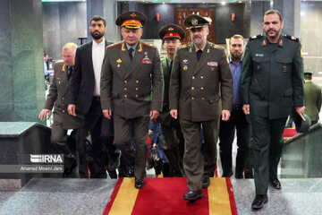 Iranian Defense Minister,  Russian counterpart meeting in Tehran