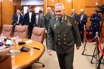 Iranian Defense Minister,  Russian counterpart meeting in Tehran