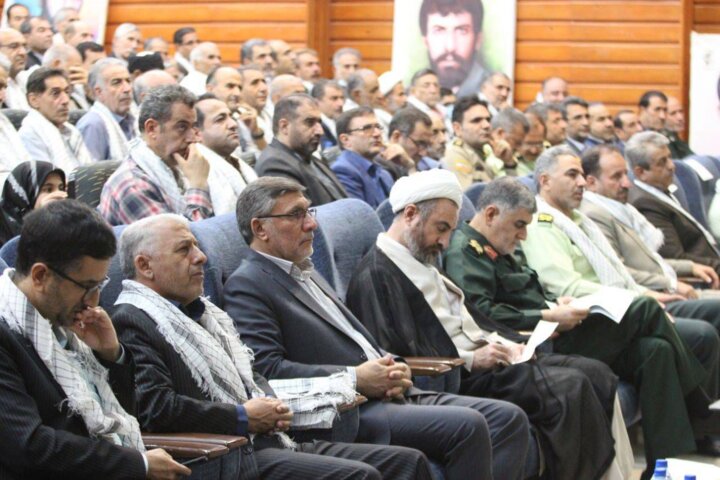 امام جمعه ایلام: آزادی زندانیان و پول‌های بلوکه شده نشانه اقتدار ایران است