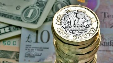 شوک ناشی از تصمیم غیرمنتظره بانک مرکزی انگلیس، ارزش پوند را کاهش داد