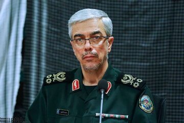 Iran : Une partie importante de notre équipement militaire n'a pas pu être exposée lors du défilé d'aujourd'hui (Général de division Bagheri)