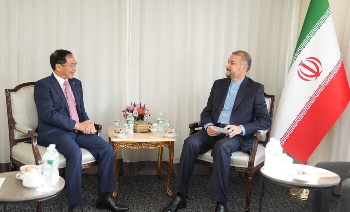 Amirabdollahian rencontre le ministre des Affaires étrangères du Vietnam et le secrétaire général de l'Organisation de la coopération islamique à New York