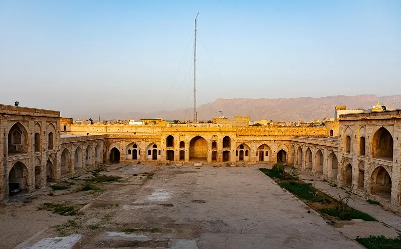 کاروانسراهای ایران را بیشتر بشناسید