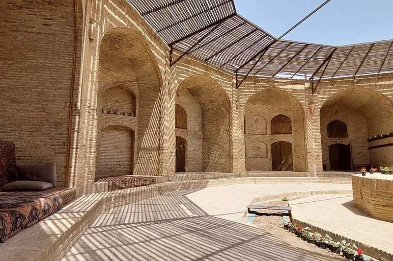 کاروانسراهای ایران را بیشتر بشناسید