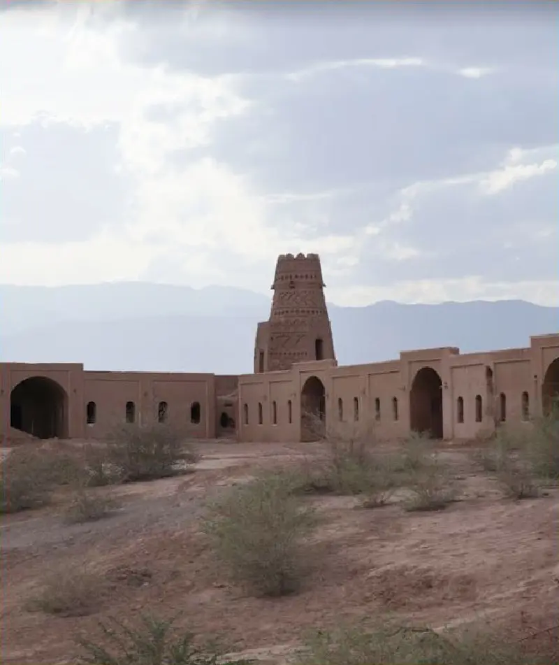 کاروانسراهای ایران را بیشتر بشناسید