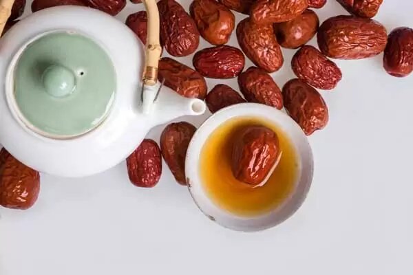 طرز تهیه یک دمنوش عالی برای سمزدایی کبد