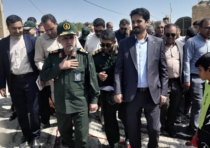 فرمانده سپاه فجر فارس: سه هزار گروه جهادی پای کار محرومیتزدایی از استان هستند