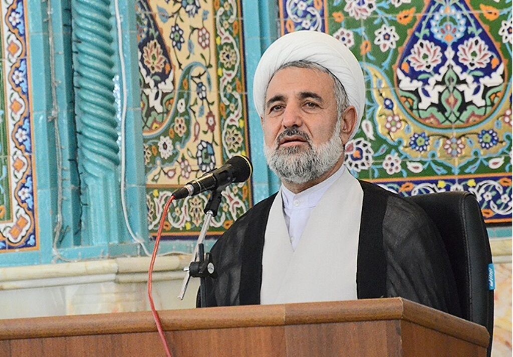 نائب رئیس مجلس: نقش بی‌بدیل روحانیت در دفاع مقدس باید تبیین شود
