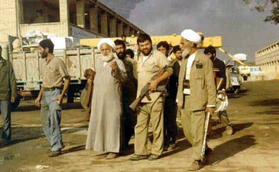 آیتالله حیدری؛ نماد غیرت و عزت ایلامیان در دفاع مقدس