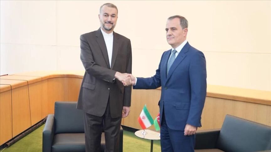 Emir Abdullahiyan Azerbaycan Dışişleri Bakanı ile Görüştü