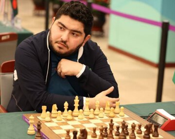 استاد بزرگ شطرنج ایران انصراف داد