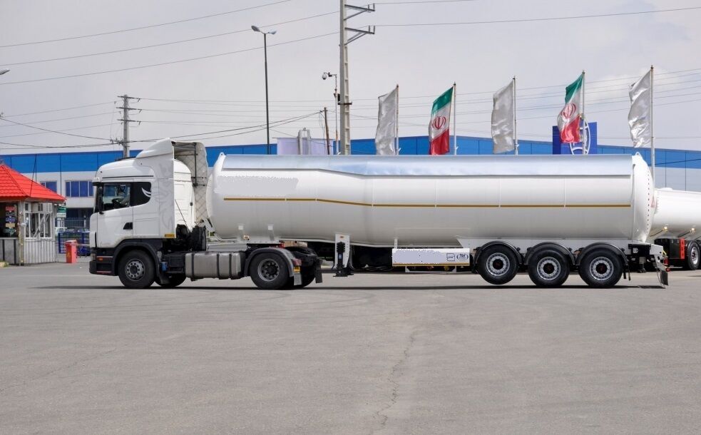 تصدیر 100 ألف طن غاز البترول المسال  من روسیا عبر إيران إلى باكستان