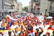 Venezolanos marchan en defensa del Esequibo y en apoyo a Maduro