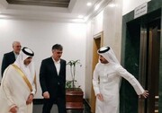 El gobernador del Banco Central de Irán llega a Catar