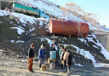 ۲ میلیون لیتر نفت سفید در روستاهای غرب خراسان رضوی توزیع شد