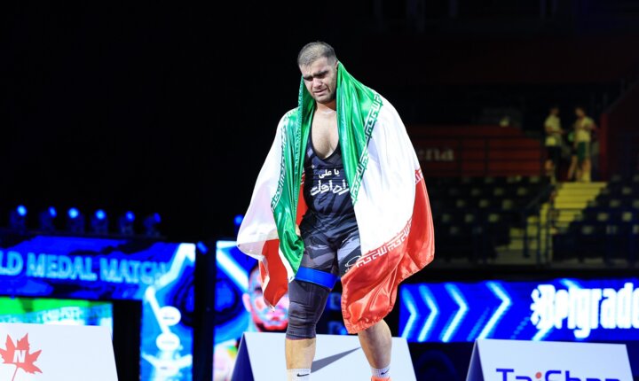 بازگشت استقلال به صدر در روز افشای دلیل پاسخ منفی مسی به عربستانیها 11