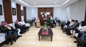 نخست وزیر تشکیلات خودگردان فلسطین: در چهار جبهه در حال جنگ با رژیم صهیونیستی هستیم