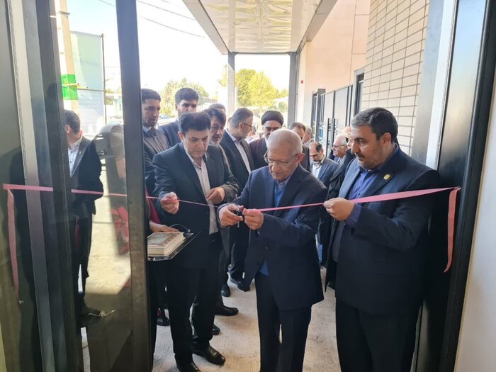 آغاز به کار نهمین همایش بین المللی شمس و مولانا در خوی 2 نهمین همایش بین المللی شمس و مولانا در خوی آغاز به کار کرد