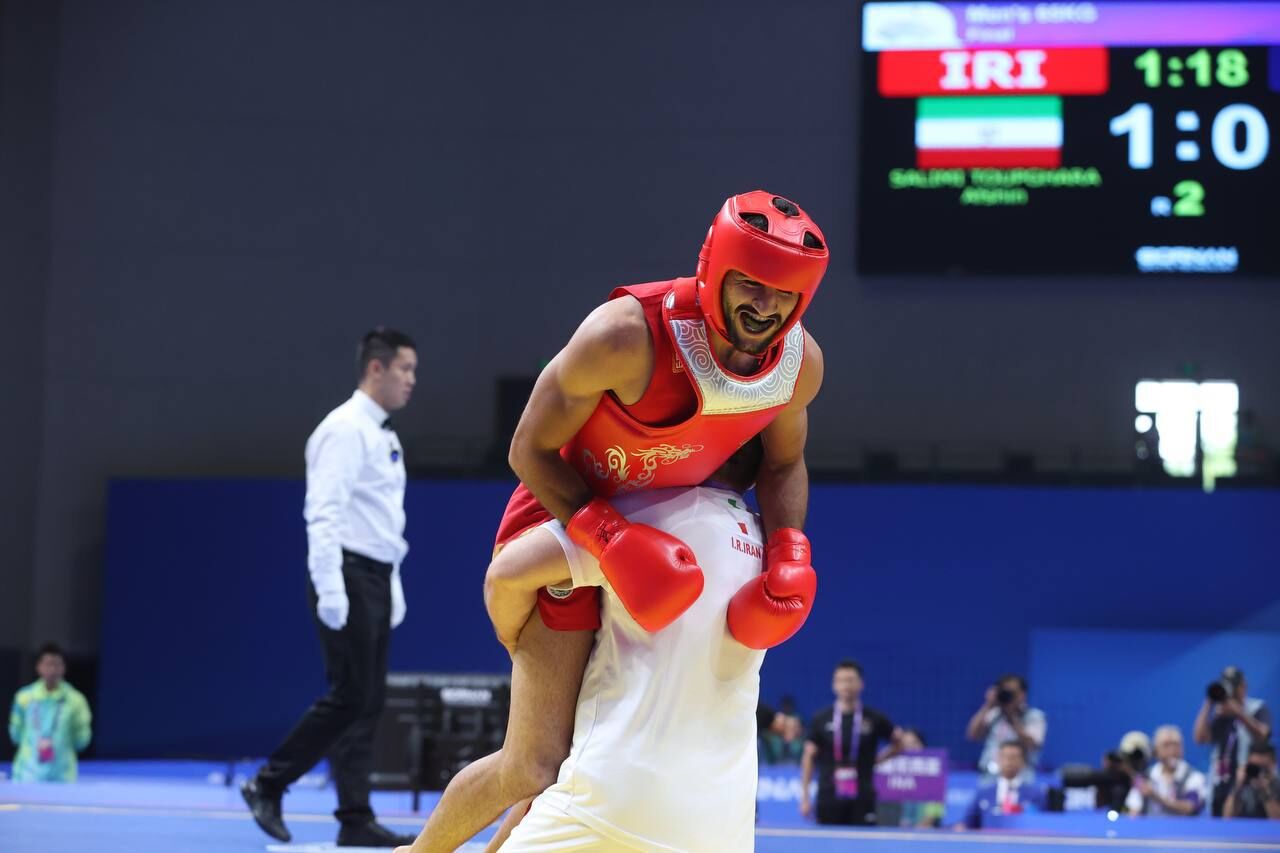 Iran’s Salimi snatches gold in Asian Games