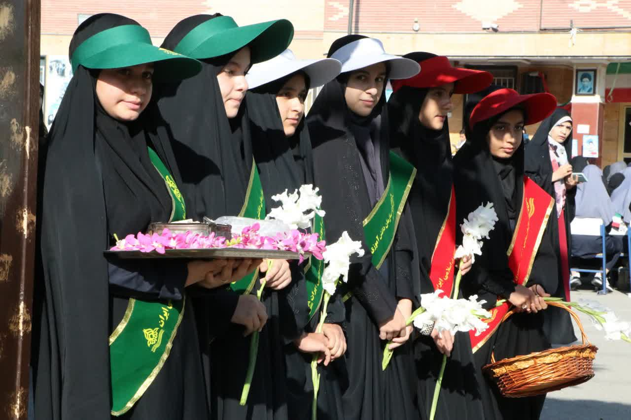 پیکر شهید گمنام تازه تفحص شده در هفته دفاع مقدس میهمان شهرستان قدس بود