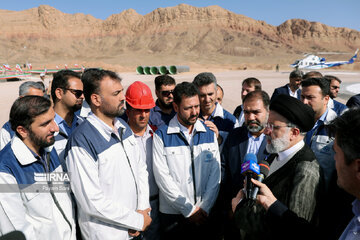 President Raisi visits Isfahan