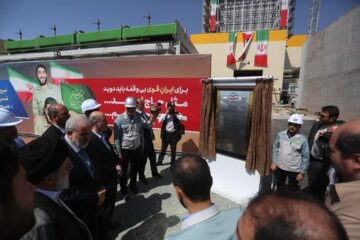 فاز نخست نیروگاه «شهید کاظمی» فولاد مبارکه توسط رئیس جمهور افتتاح شد