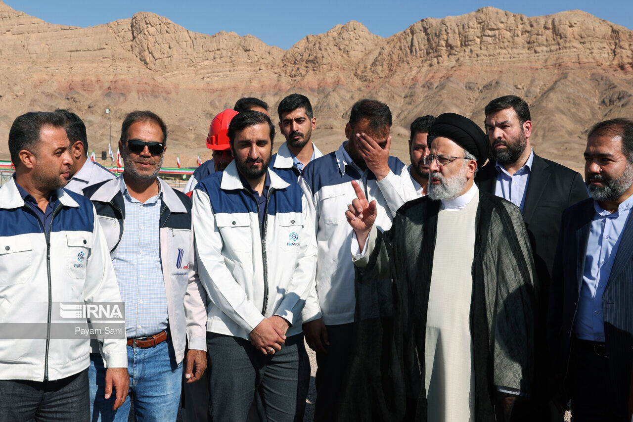 رییس جمهور: زمان اجرای پروژه انتقال آب از دریای عمان به اصفهان به یک سوم رسید