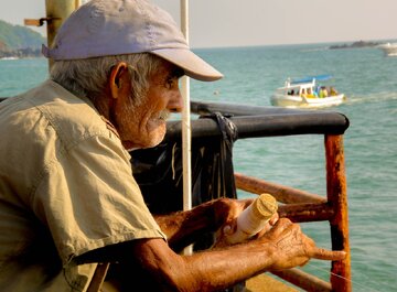 ۵۴ هزار سالمند از خدمات دانشگاه علوم پزشکی هرمزگان بهره‌مند شد