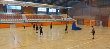 تیم بسکتبال لیموندیس شیراز  ۲ بازیکن خارجی را به خدمت می‌گیرد + فیلم