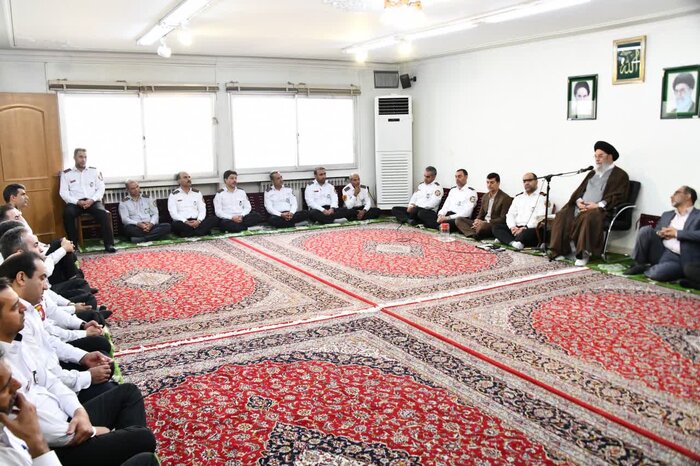 امام جمعه اصفهان: از ظرفیت مُبلغان دینی در ایستگاه‌های آتش‌نشانی استفاده شود