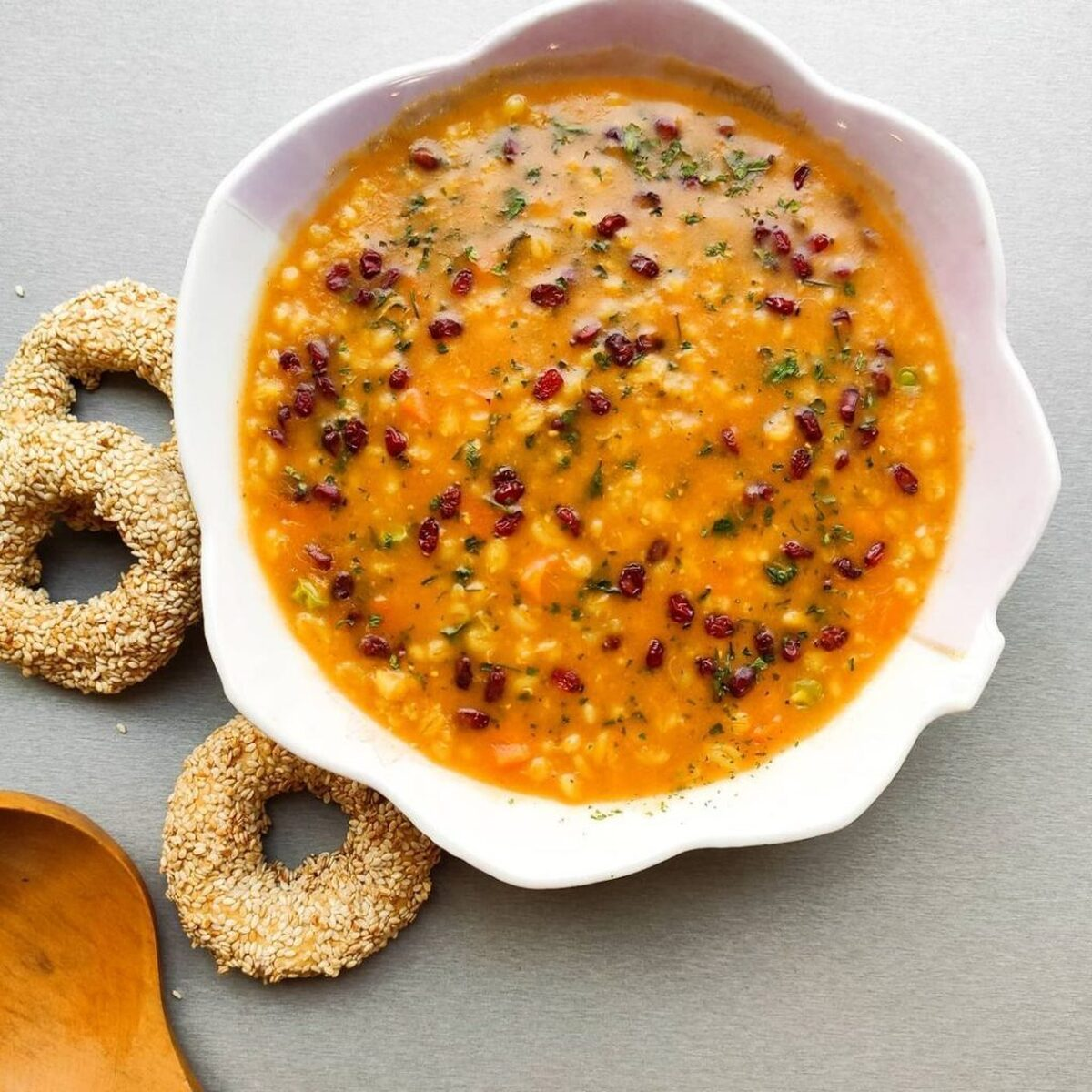 آموزش پخت ۱۰ مدل سوپ گرم مخصوص پاییز