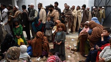 پاکستان بیش از یک میلیون مهاجر افغان را باز می گرداند