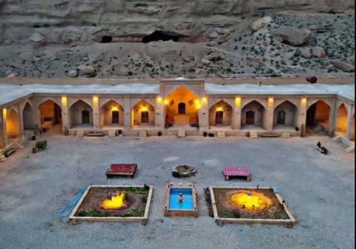 کاروانسرای جهانی ایزدخواست ؛ خانه امیدی برای شکوفایی گردشگری شمال فارس