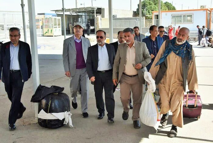 تداوم معطلی کامیونهای کالا در مرز دوغارون/ مشکل کجاست؟